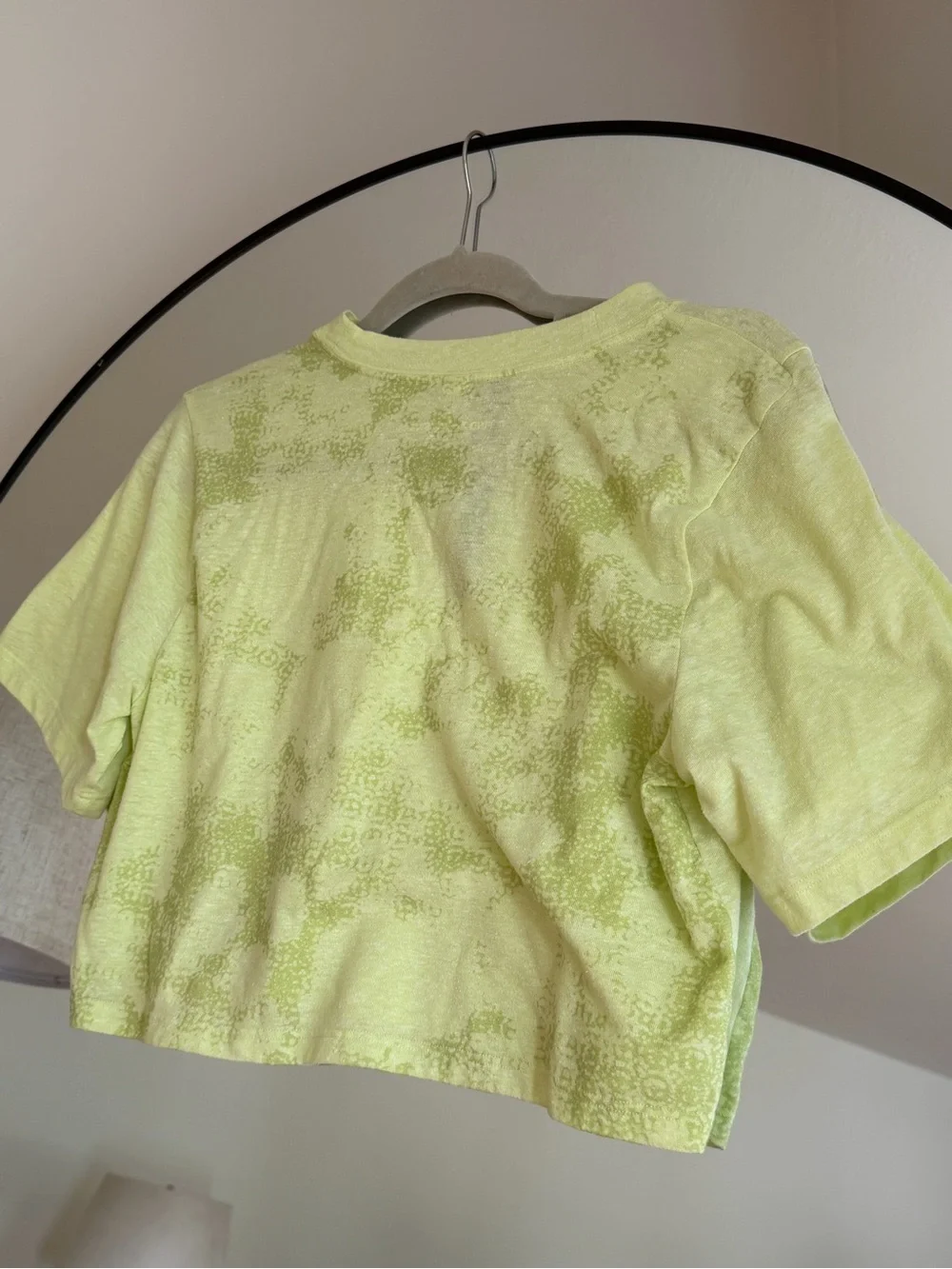 Lululemon lab relaxed cropped tshirt - Picture 3 of 5